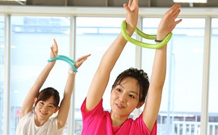 「簡単！ゆる楽！！」姿勢改善＆お腹すっきりで、健康診断の対策にも！